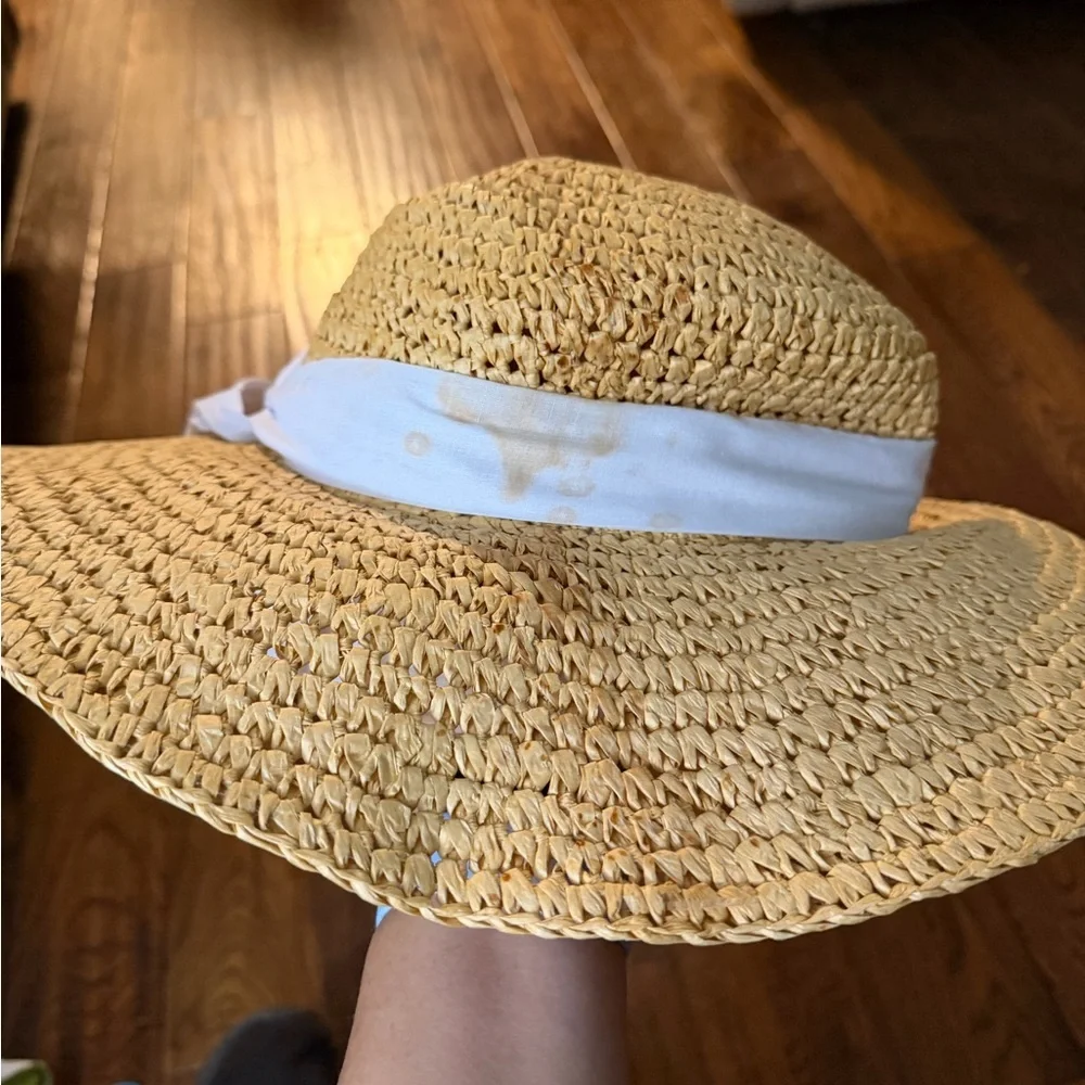 PETER GRIMM Straw Sun Hat with White Ribbon